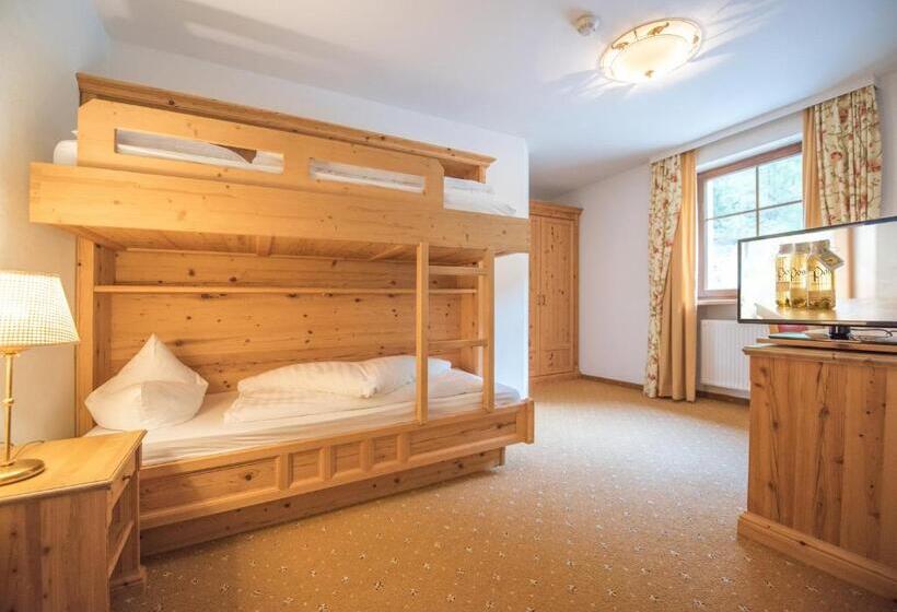 סוויטה, Wellness Hotel Post