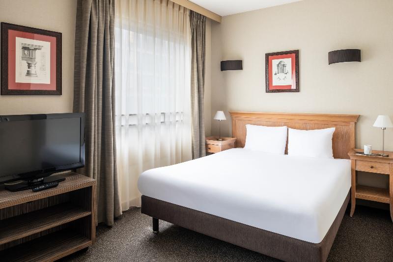 إستوديو قياسى, Aparthotel Adagio La Défense Esplanade