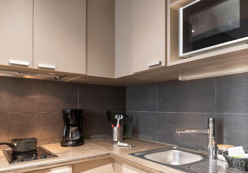 إستوديو قياسى, Aparthotel Adagio La Défense Esplanade