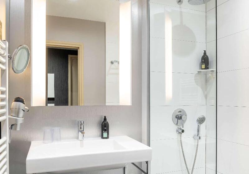 إستوديو قياسى, Aparthotel Adagio La Défense Esplanade