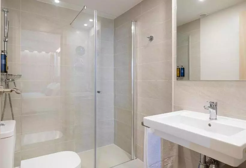 استودیوی استاندارد, Halley Hotel & Apartments Affiliated By Meliá