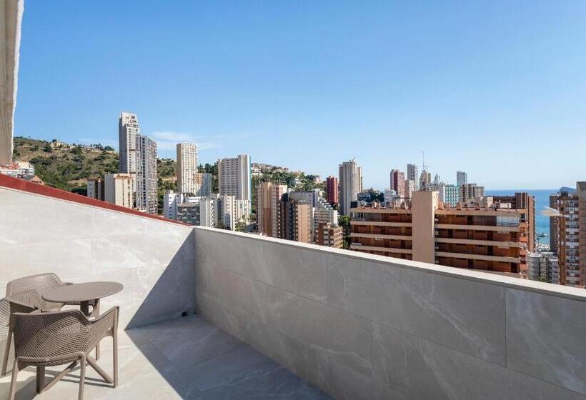 اتاق استاندارد با تراس, Halley Hotel & Apartments Affiliated By Meliá