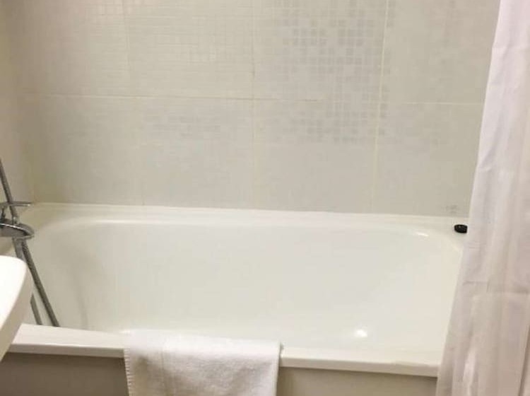 스탠다드 룸, Campanile Dax  Saint Paul Les Dax