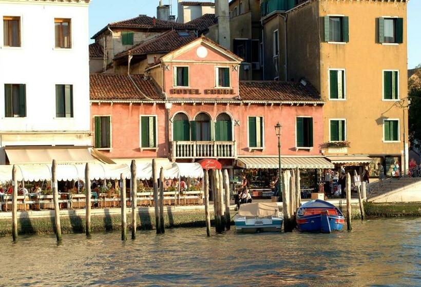 Номер Стандарт Индивидуальный, Canal