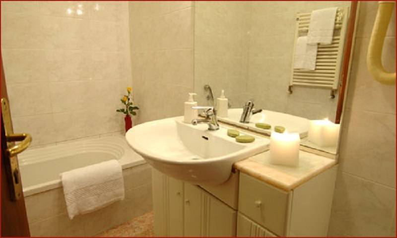 Habitación Estándar, Canal