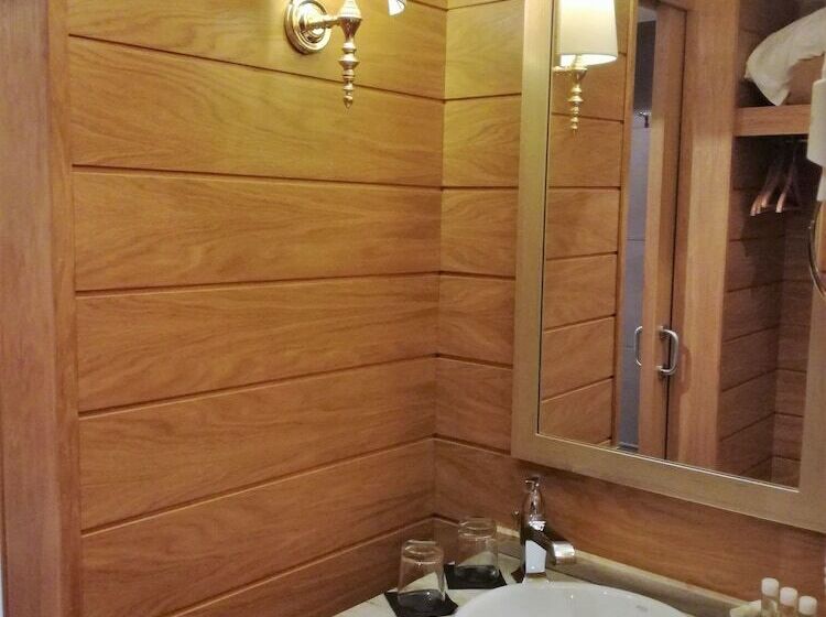 اتاق استاندارد, Cuentame La Puebla