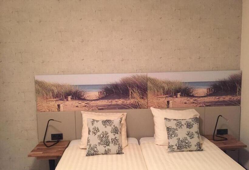 غرفة قياسية, France