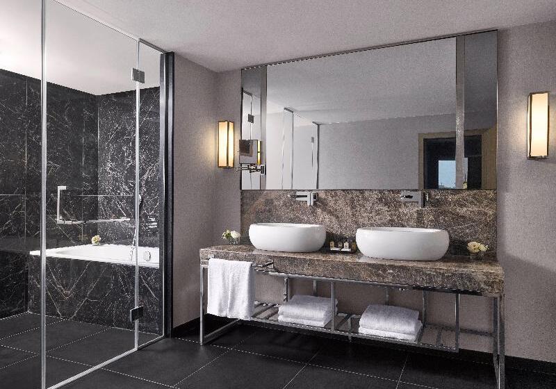 جناح جونيور سرير كينج, Intercontinental Sofia, An Ihg