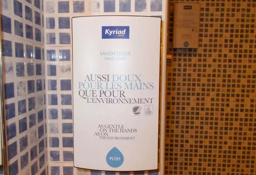 ダブルベッドスタンダードルーム, Kyriad Tarbes Odos