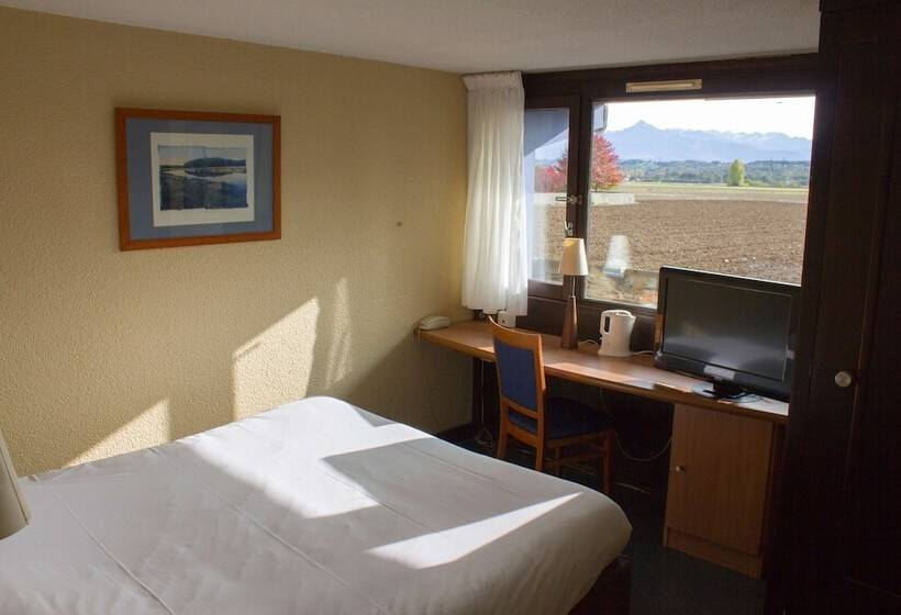 Номер Стандарт Двуспальная Кровать, Kyriad Tarbes Odos