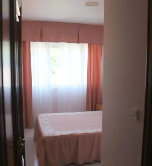 Standard Yhden Hengen Huone, Paraíso Del Marisco