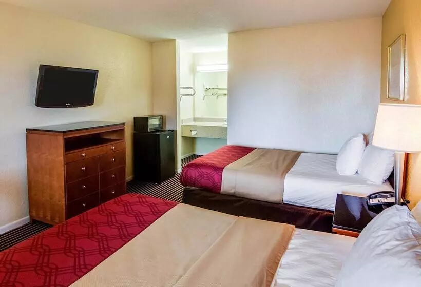 ２ダブルベッドのスタンダードルーム, Rodeway Inn & Suites Hwy 290 Nw