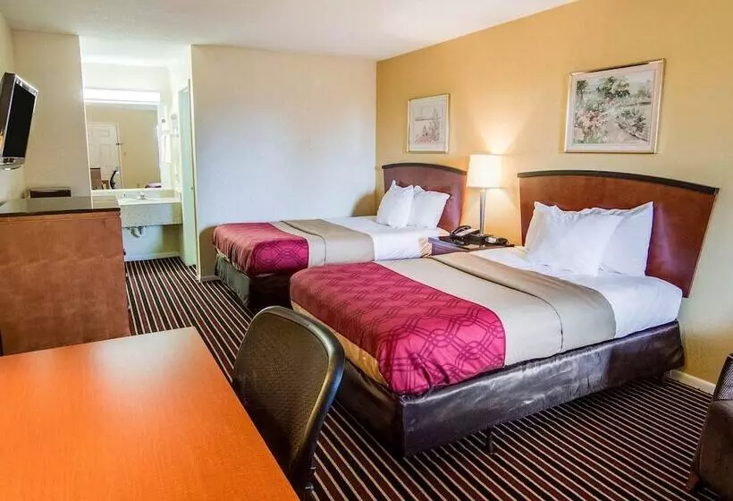 ２ダブルベッドのスタンダードルーム, Rodeway Inn & Suites Hwy 290 Nw
