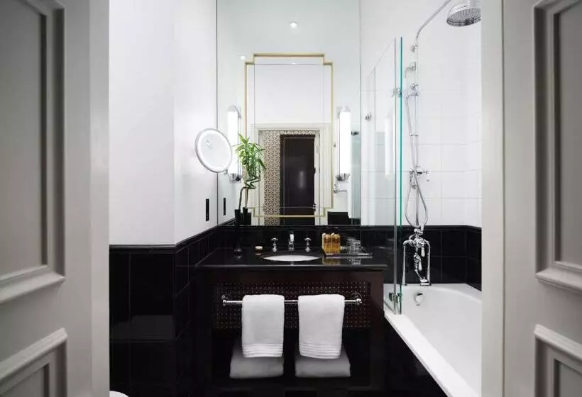 اتاق لوکس با تخت بزرگ, Sofitel London St James