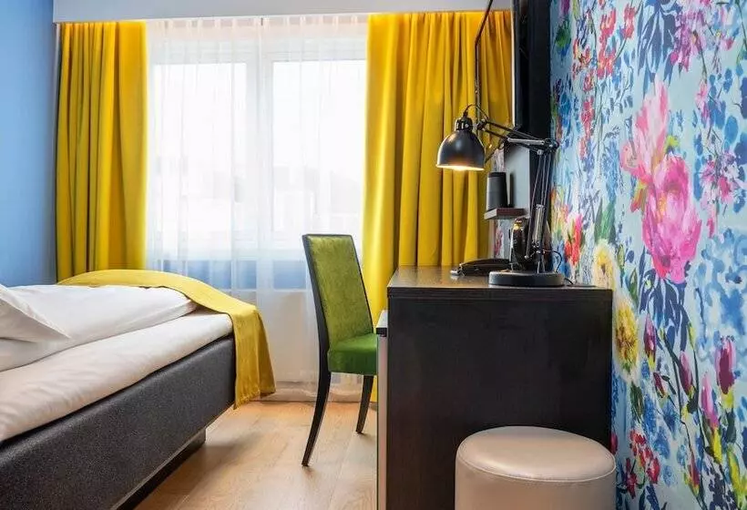 اتاق استاندارد یک نفره, Thon Hotel Moldefjord