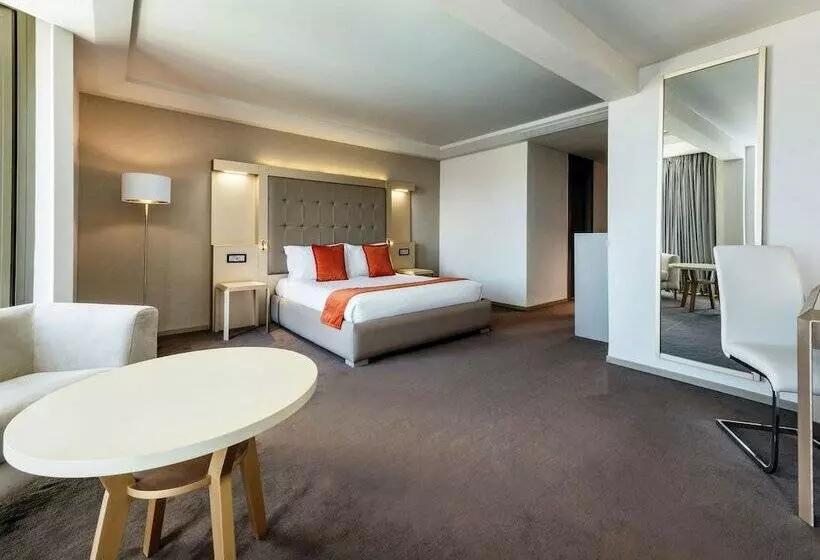 オーシャンビュージュニアスイート, Mövenpick Hotel & Casino Malabata Tanger
