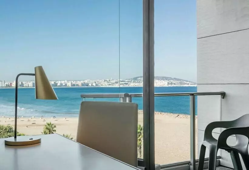 オーシャンビュージュニアスイート, Mövenpick Hotel & Casino Malabata Tanger
