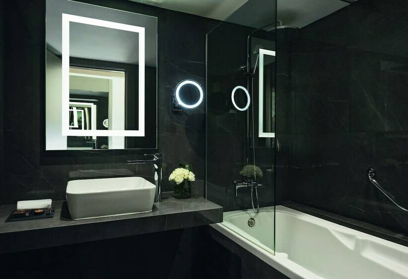 Habitación Premium Vista al Mar., Mövenpick Hotel & Casino Malabata Tanger