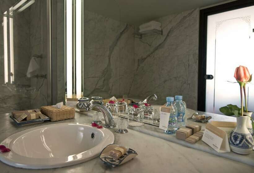 Классический Номер Двуспальная Кровать Вид на Море, Mövenpick Hotel & Casino Malabata Tanger