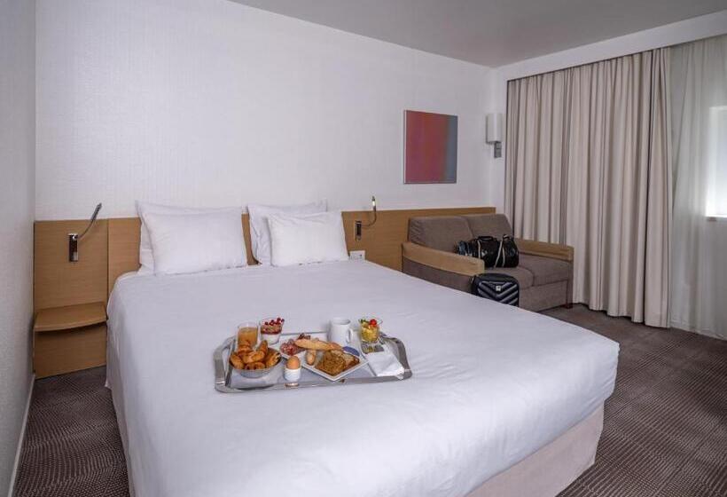 Номер Классика Двуспальная Кровать, Novotel Nantes Centre Gare