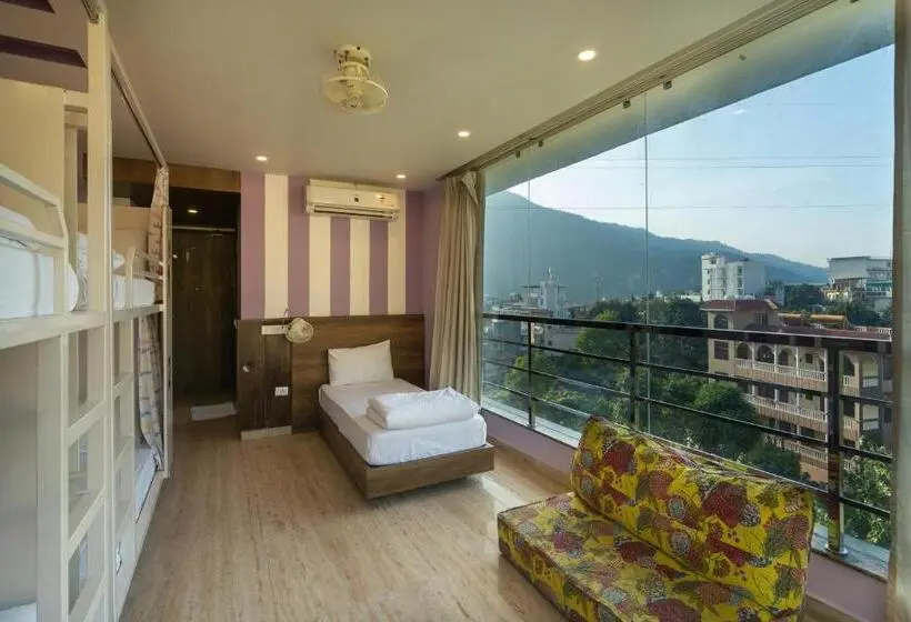 Cama em Quarto Partilhado, Moustache Rishikesh Luxuria