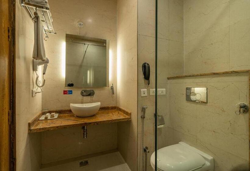 高级家庭房间, Moustache Rishikesh Luxuria