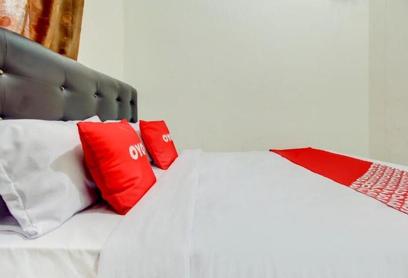 Номер Deluxe, Oyo 3606 Kost Kartini