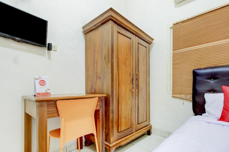 Номер Deluxe, Oyo 3606 Kost Kartini