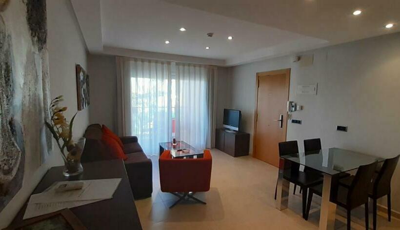 Апартаменты 2 Спальни, Apartamentos Flamingo Hills