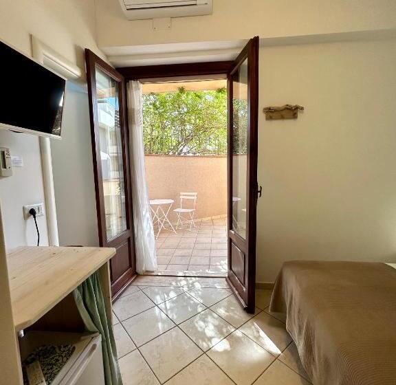 Camera Standard Vista Mare con Terrazza, Arcobaleno Tropea Centro