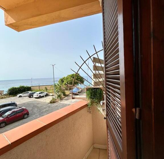 オーシャンビューエコノミールーム, Arcobaleno Tropea Centro