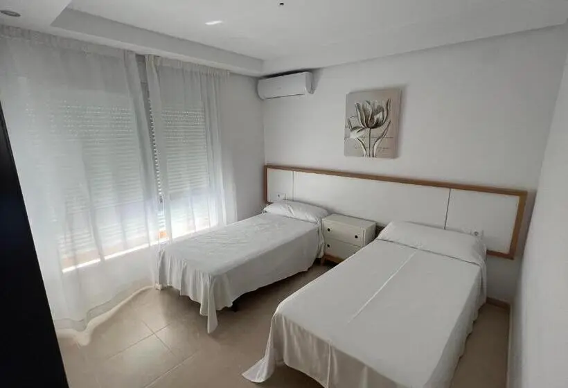 ３ベッドルームアパートメント, Apartamentos Flamingo Hills