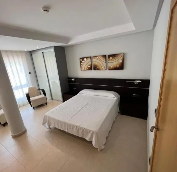 １ベッドルームペントハウスアパート, Apartamentos Flamingo Hills