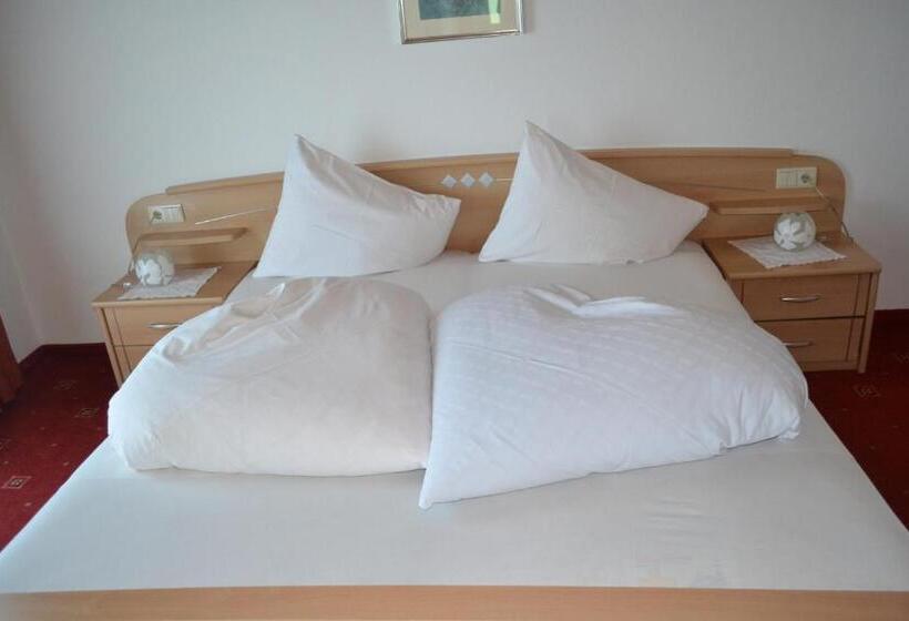 家庭套房, Gasthof Zum Grünen Baum