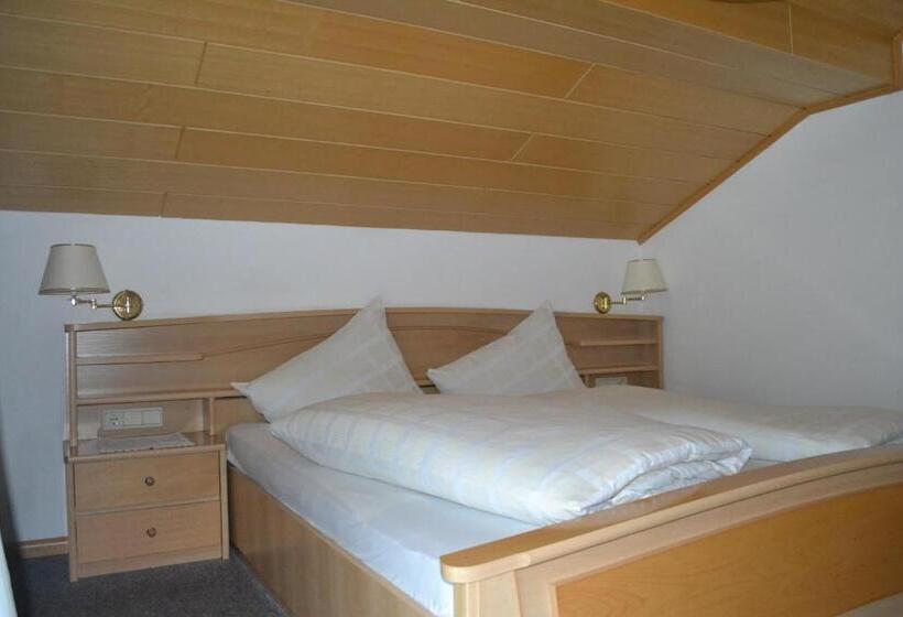 带大床的标准间, Gasthof Zum Grünen Baum