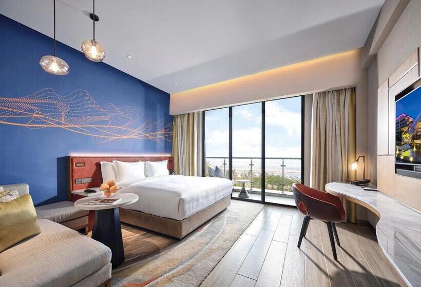 Номер Стандарт Трехместный, Hard Rock Hotel Dalian