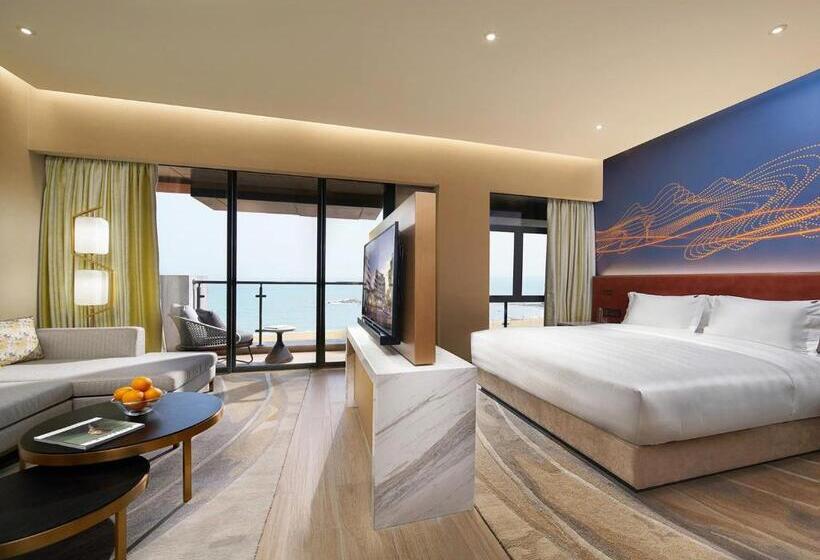 جناح, Hard Rock Hotel Dalian