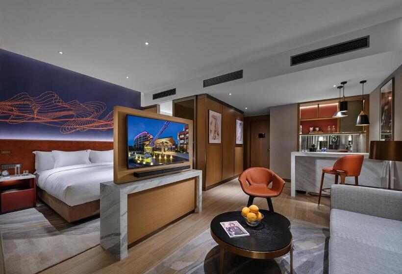 جناح, Hard Rock Hotel Dalian