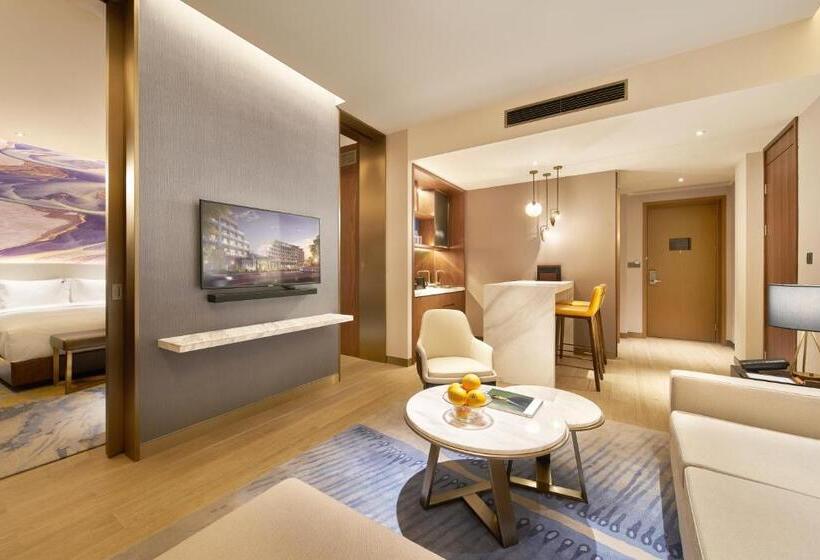 جناح, Hard Rock Hotel Dalian