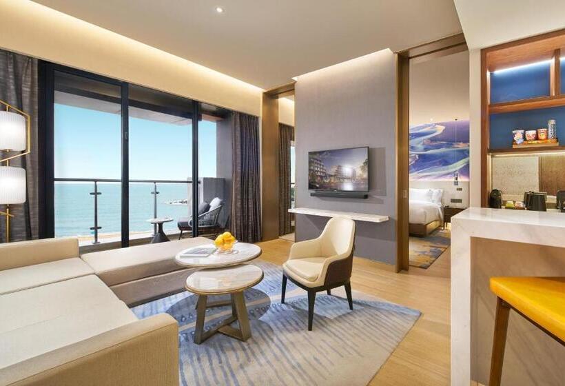 جناح, Hard Rock Hotel Dalian