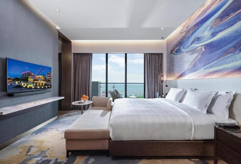 Люкс, Hard Rock Hotel Dalian