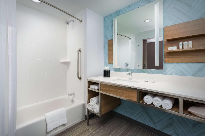 キングサイズベッドのスタンダードルーム, Hilton Garden Inn Apopka City Center