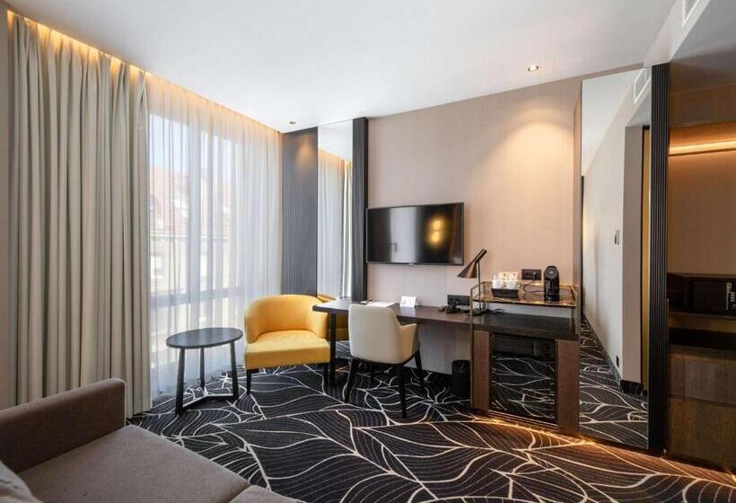 디럭스 룸, Movenpick Hotel Tallinn