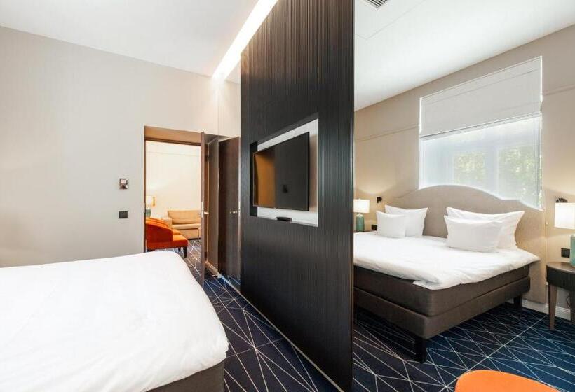 Superior suite with balcony, Movenpick Hotel Tallinn