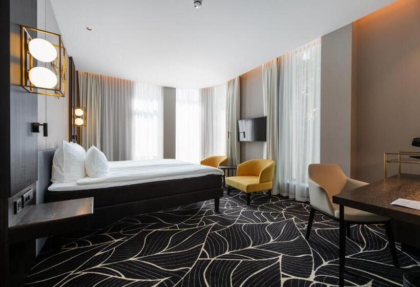 اتاق اجرایی, Movenpick Hotel Tallinn