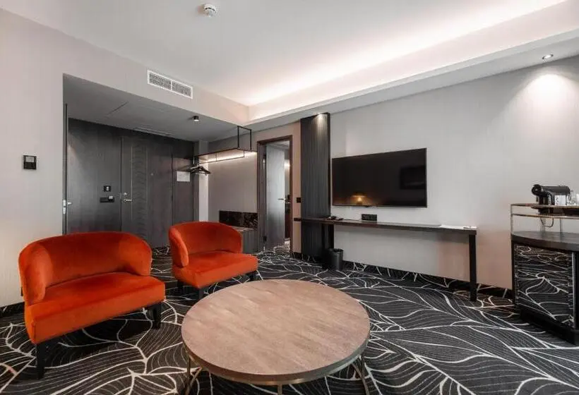 سوئیت اجرایی با بالکن, Movenpick Hotel Tallinn