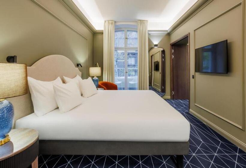 디럭스 스위트, Movenpick Hotel Tallinn