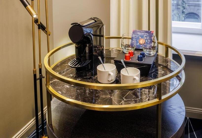 디럭스 스위트, Movenpick Hotel Tallinn