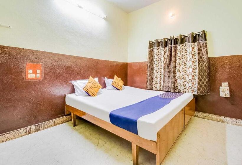 اتاق کلاسیک سه تخته, Spot On 69409  Sri New Sai Chandra