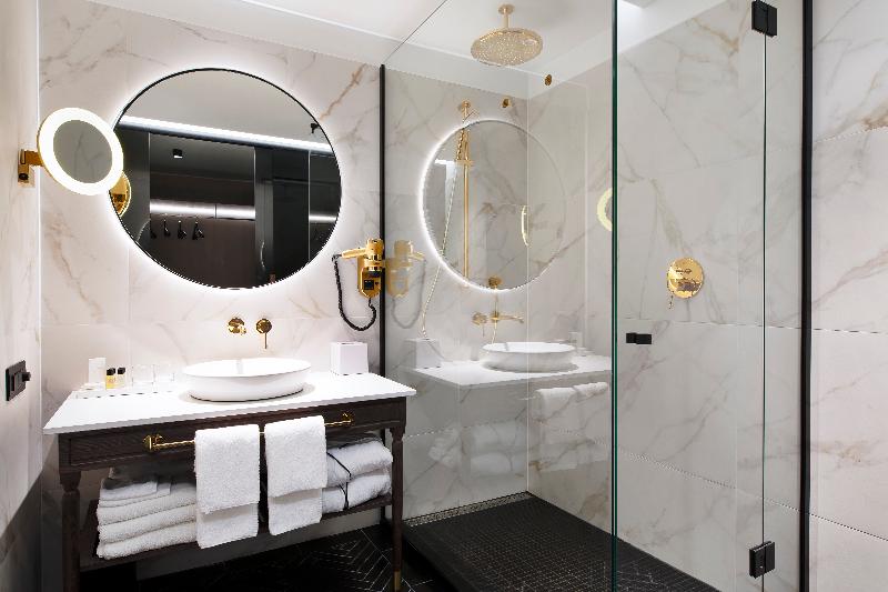 디럭스 룸, Movenpick Hotel Tallinn